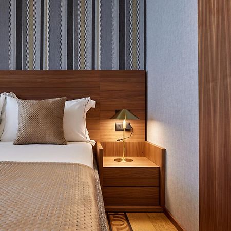 Valis Luxury Hotel Влёра Экстерьер фото