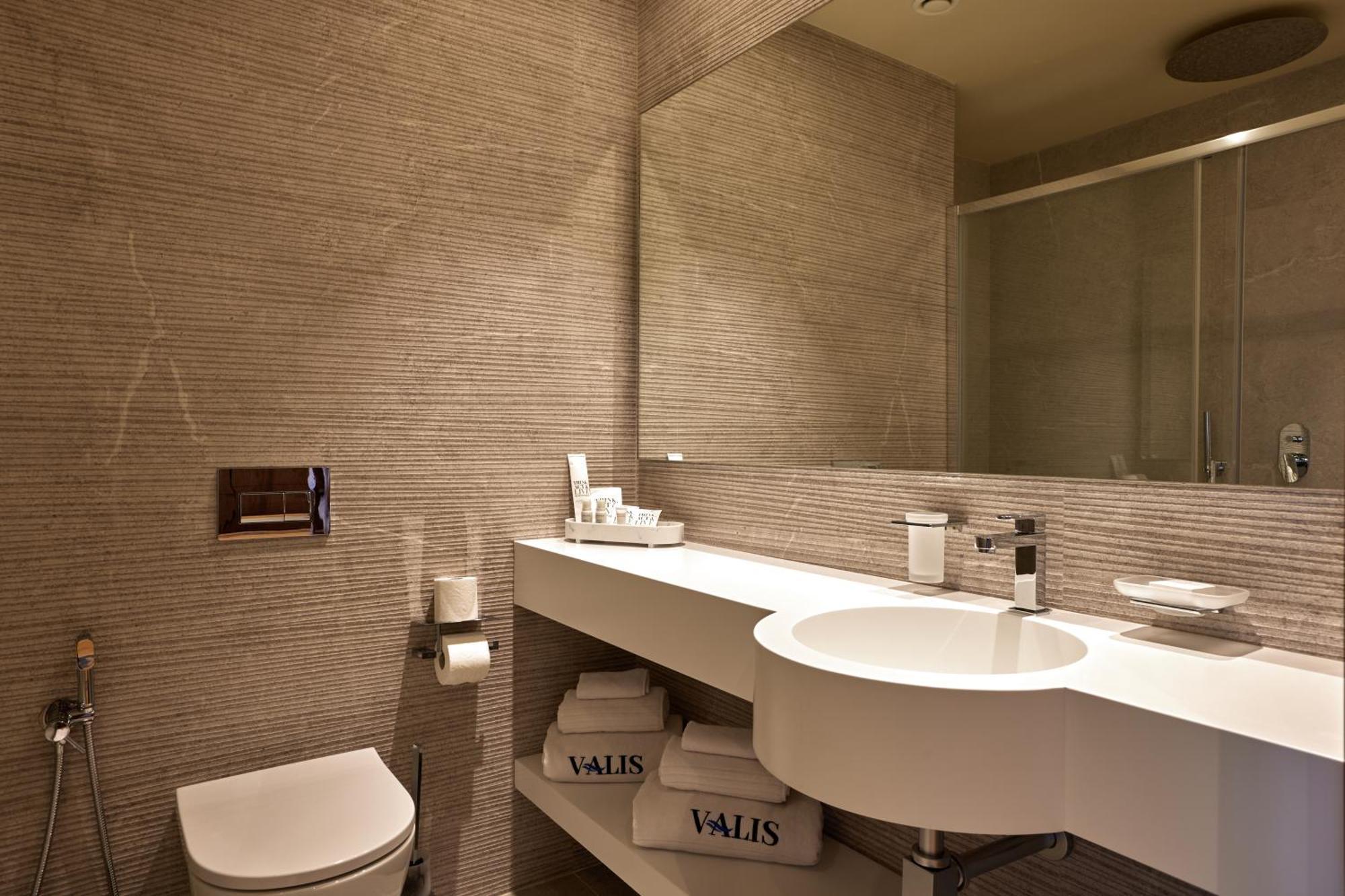 Valis Luxury Hotel Влёра Экстерьер фото