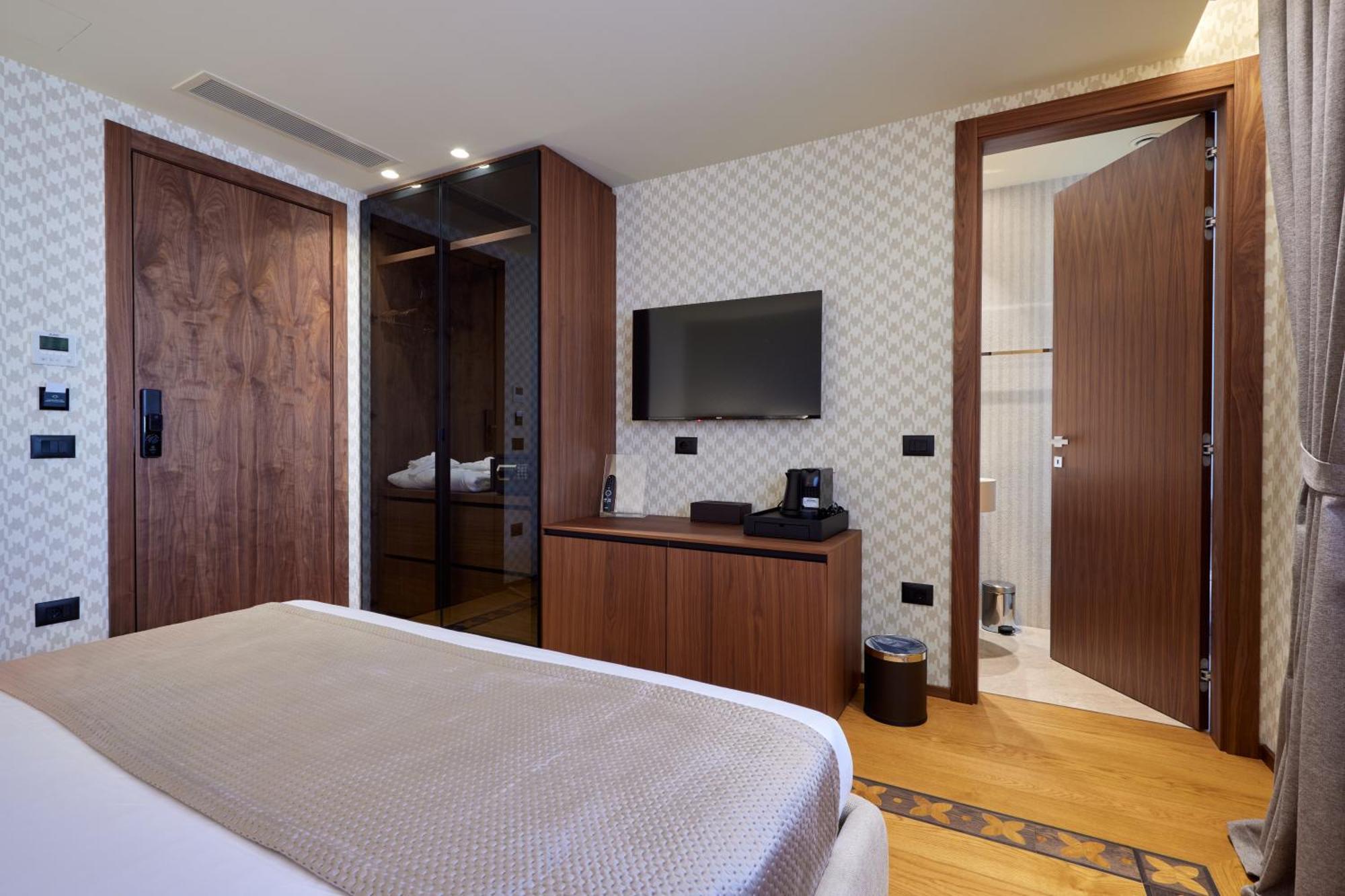 Valis Luxury Hotel Влёра Номер фото