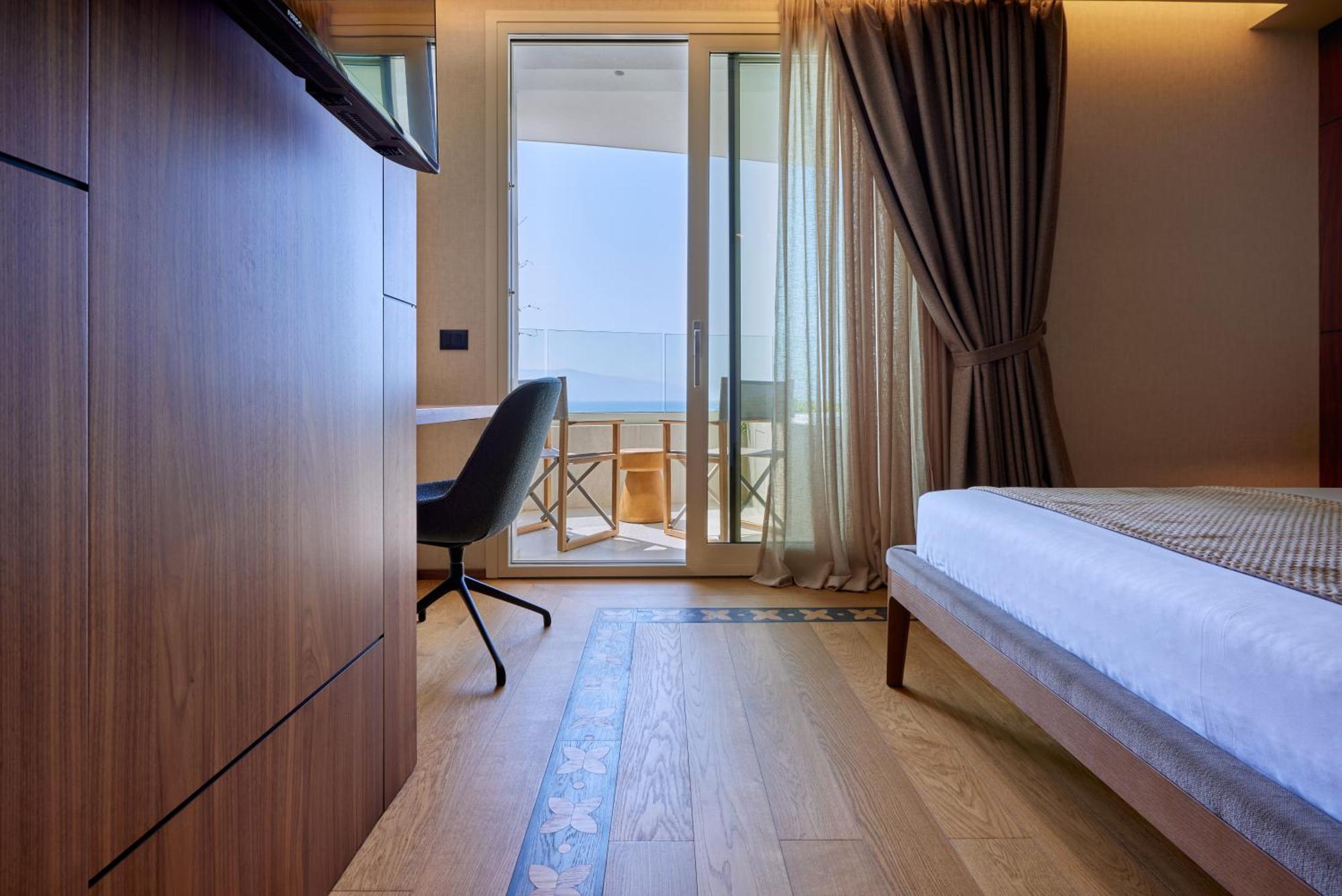Valis Luxury Hotel Влёра Экстерьер фото