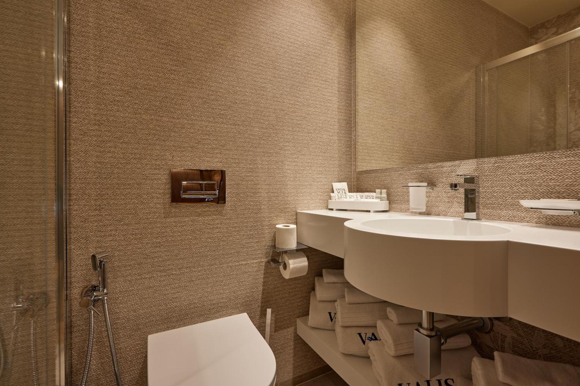 Valis Luxury Hotel Влёра Экстерьер фото