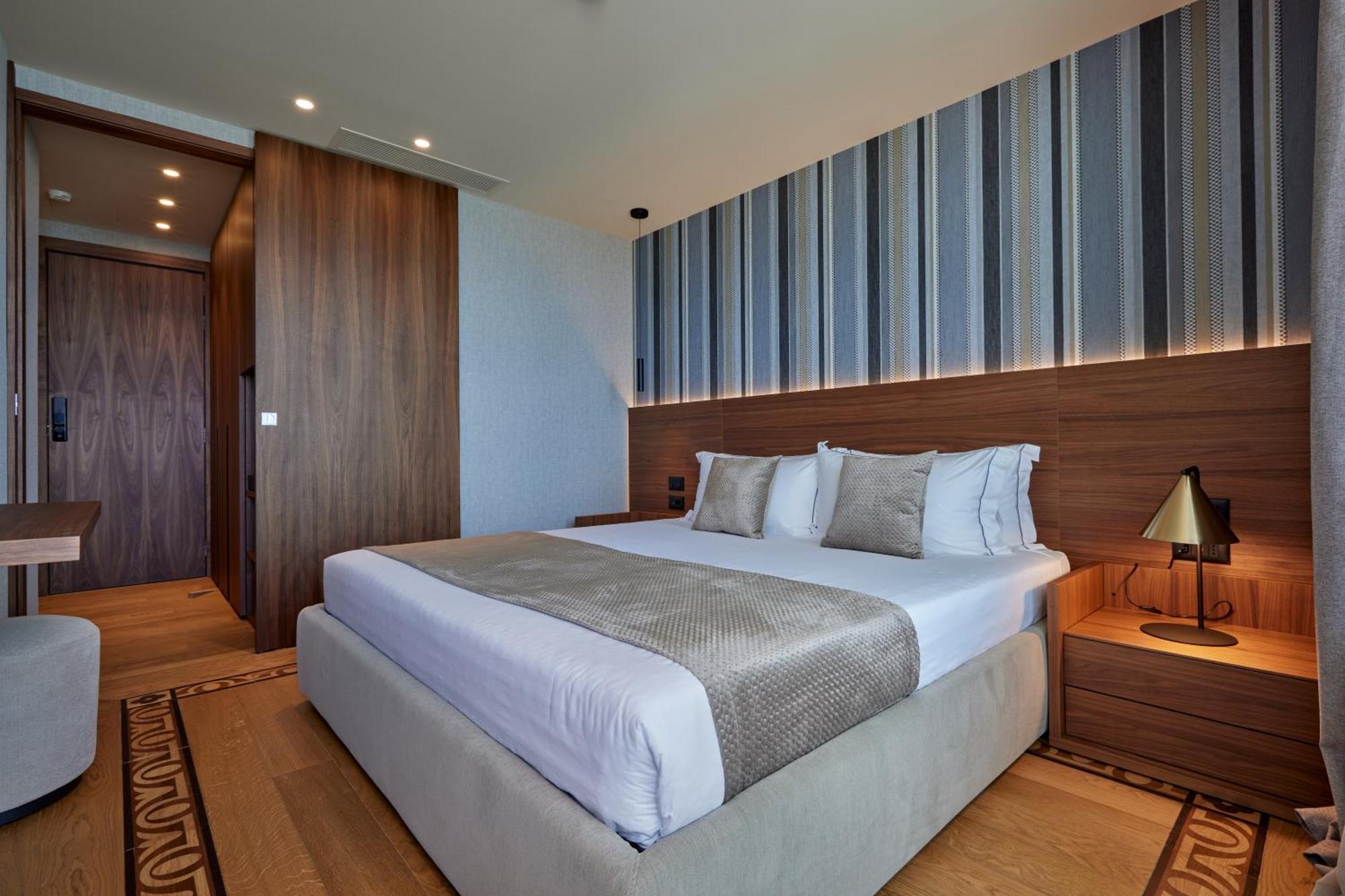 Valis Luxury Hotel Влёра Экстерьер фото