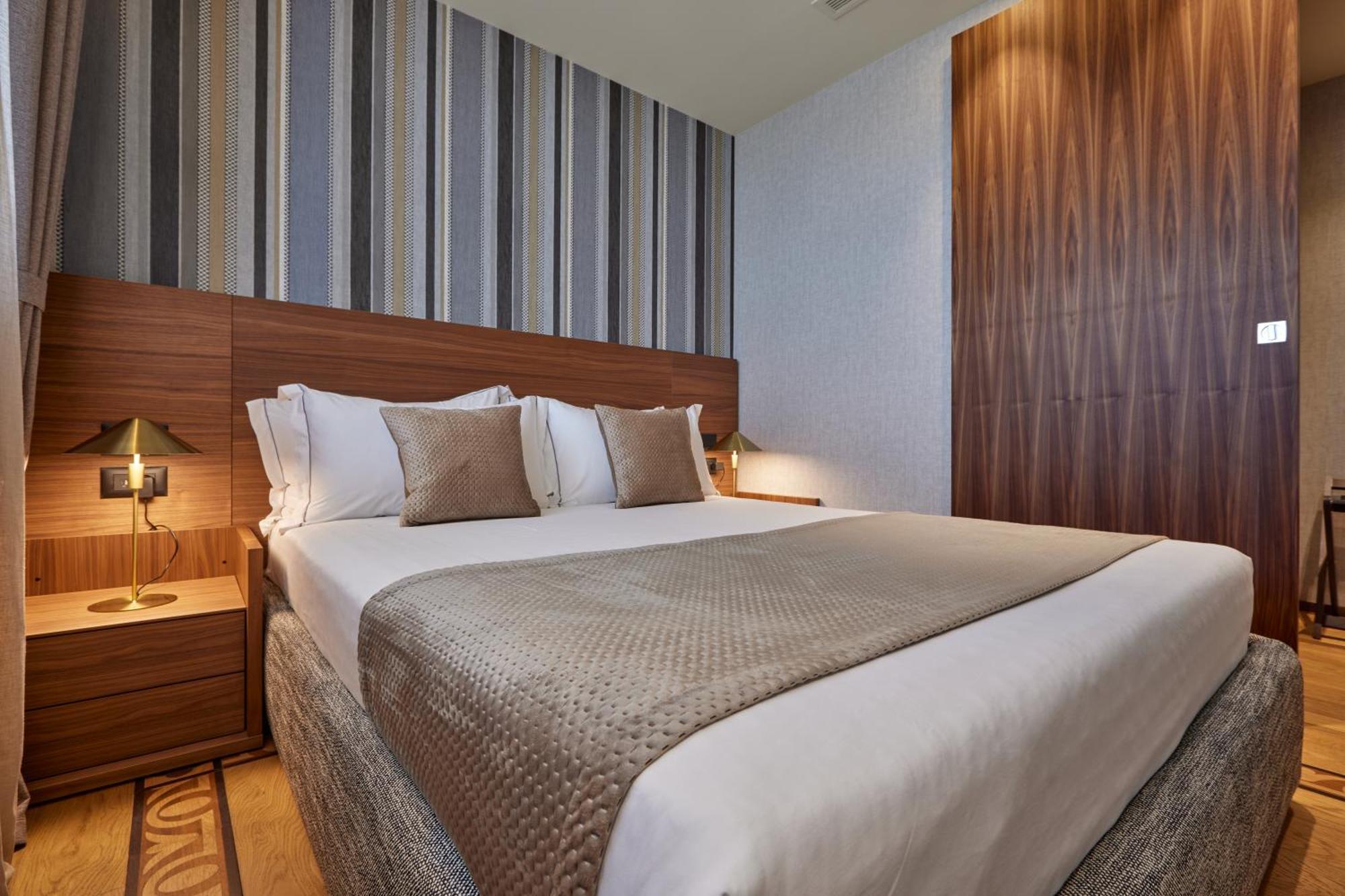 Valis Luxury Hotel Влёра Экстерьер фото