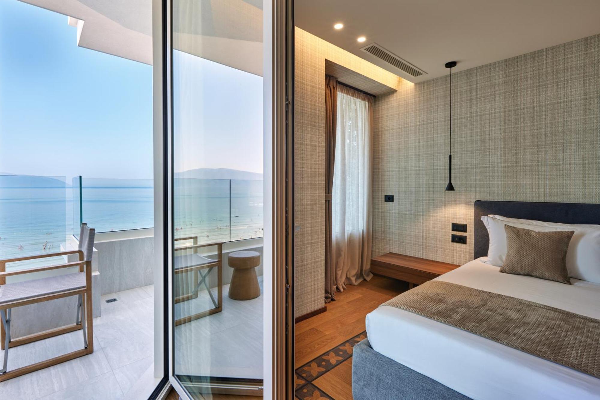 Valis Luxury Hotel Влёра Экстерьер фото