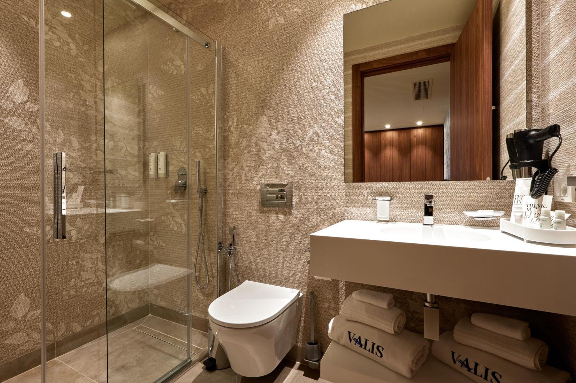 Valis Luxury Hotel Влёра Экстерьер фото